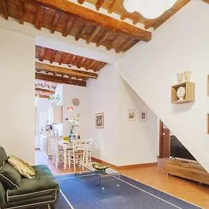 Casa vacanze Michael's - Cozy In The Heart Of, Lucca
