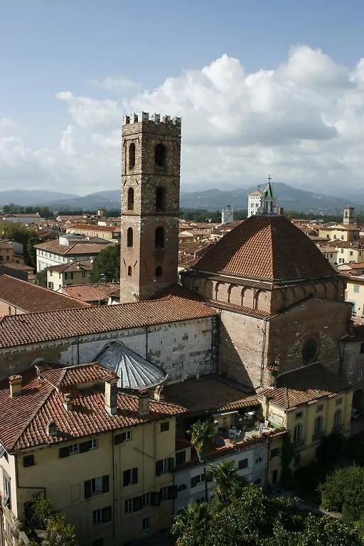 Finca Del Sol Lucca 0*,  Italië